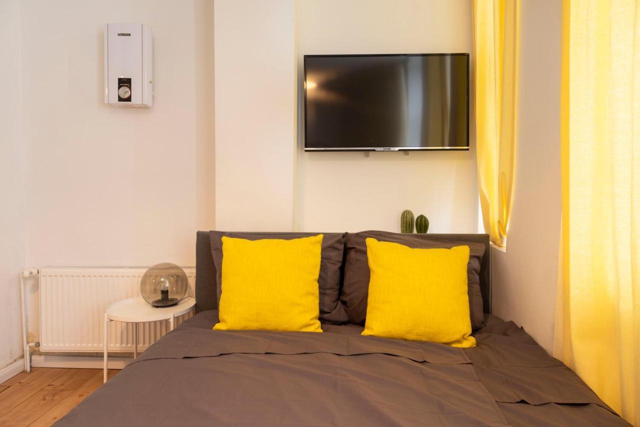 Appartement J.hl Ku'damm Style +a/c +rain-shower+u-station Berlijn