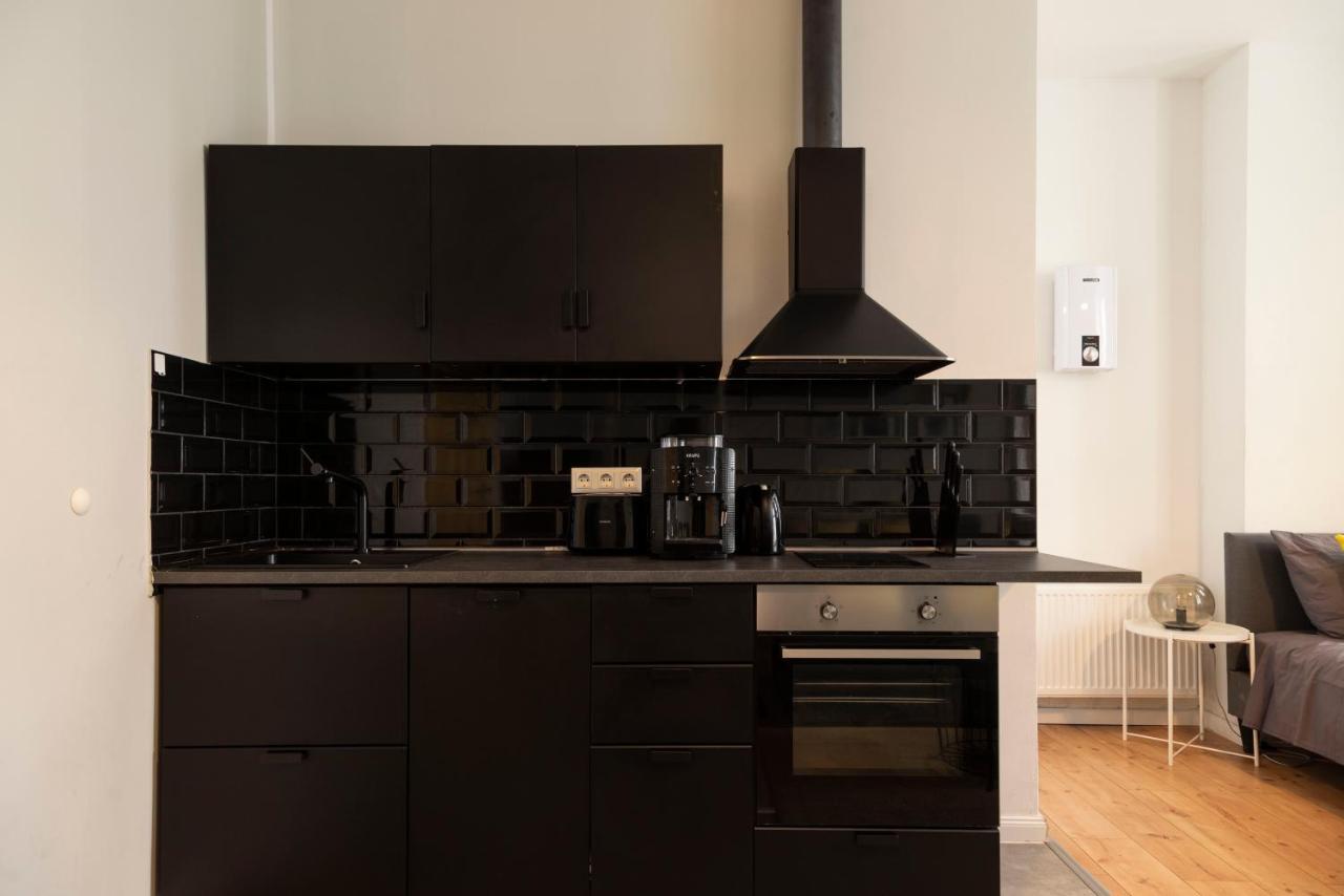 Appartement J.hl Ku'damm Style +a/c +rain-shower+u-station Berlijn