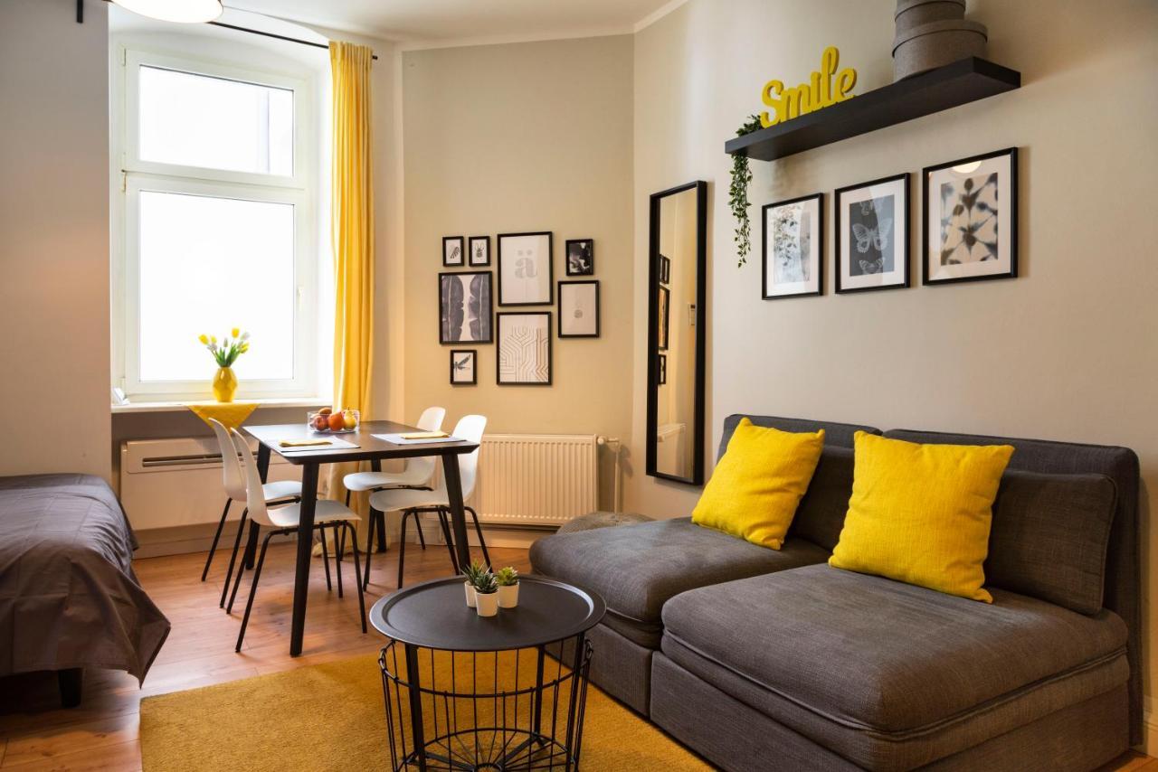 Appartement J.hl Ku'damm Style +a/c +rain-shower+u-station *